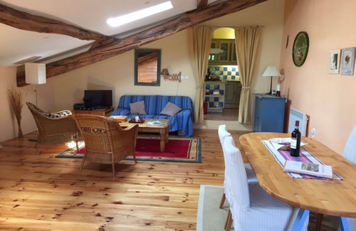 Labastide-Paumes Other | Beautiful large hayloft gite for 2-4, lovely pool, stunning views, Midi-Pyrenees