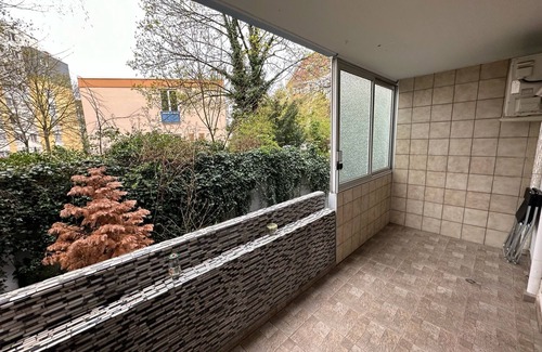Weststadt Sudlicher Teil Apartment | Beautiful, large and great apartment with balcony in top location