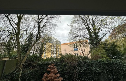 Weststadt Sudlicher Teil Apartment | Beautiful, large and great apartment with balcony in top location