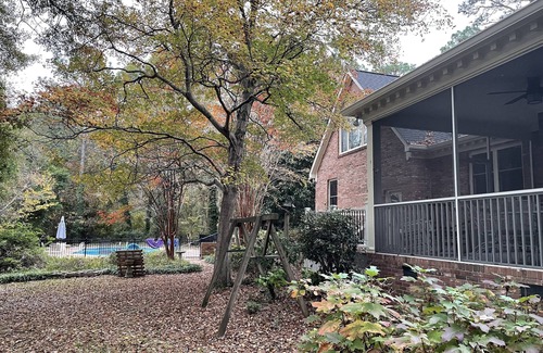 Lexington House | Beautiful Large Colonial Home in Lexington near USC, Columbia andnLake Murray.