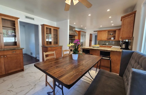 Northridge House | Beautiful large fenced property with sparkling pool