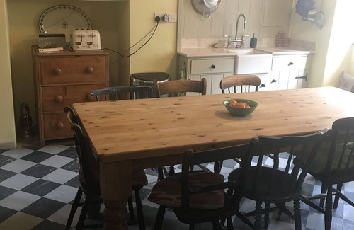 Wareham House | Beautiful large Georgian house with a big garden. Perfect for a family or two!