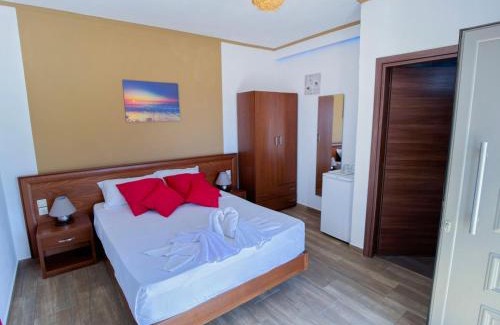 Livadia Apartment | Beautiful Life Rooms with Sea View - Next to Elafonisi Beach