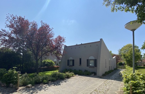 Brouwershaven House | Beautiful located on water terrace, large dobble room at ground level, good WLAN