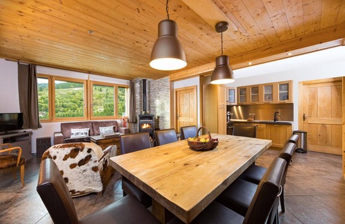 Ventron Ski Chalet | Beautiful location with indoor swimming pool, wellness area & breathtaking view
