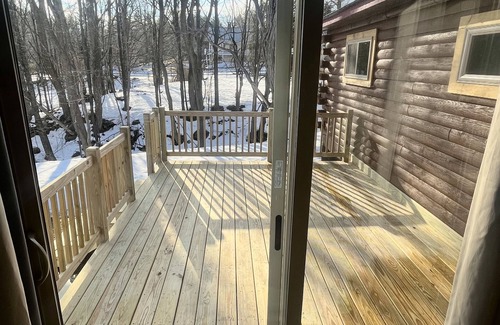 Johnsburg Cabin | Beautiful log cabin close to all the wonders of the Adirondacks!