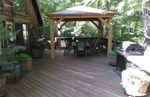 Cairo Cabin | Beautiful log cabin home 9-13