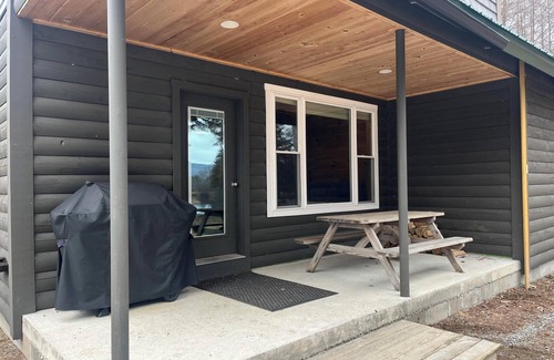 Jackman Cabin | Beautiful Log Cabin on Moose River in Jackman ME