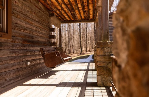 Russell Cabin | Beautiful log home retreat located on the Northwest peak of PA/New York boarder