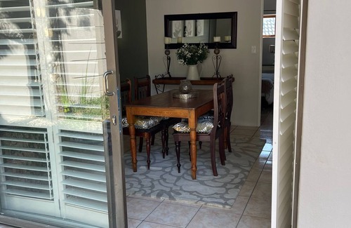 Strand Cabin | Beautiful luxury apartment, set in quiet area in a nice garden, 10 min from beach