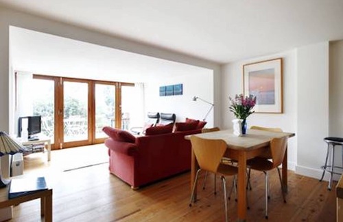 Brighton Apartment | Beautiful, luxury two bedroom apartment, within easy reach of the city centre,