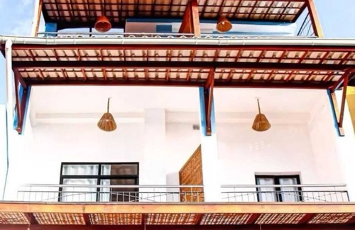 Santo Antonio House | Beautiful Mansion with Bay View and Jacuzzi