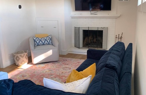 Old Saybrook House | Beautiful Marsh Views in a Beach Community