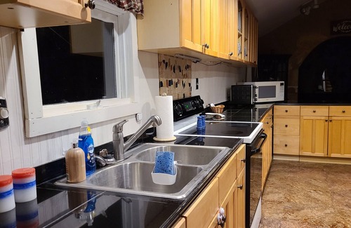 Union House | Beautiful Midcoast Maine Private 3 Bedroom Home
