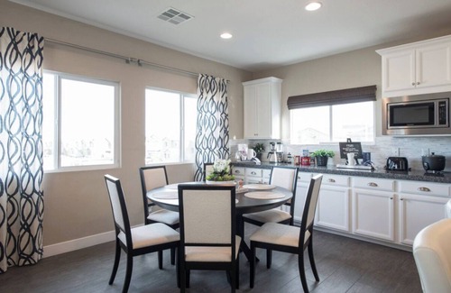 Spring Valley House | Beautiful Model Home in the heart of Las Vegas