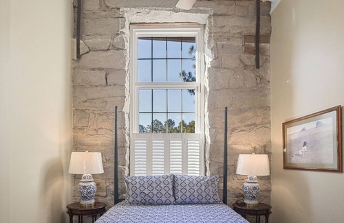 Wake Forest Condo | Beautiful Modern Apartment in Historical Building on the Water 28 nights or more