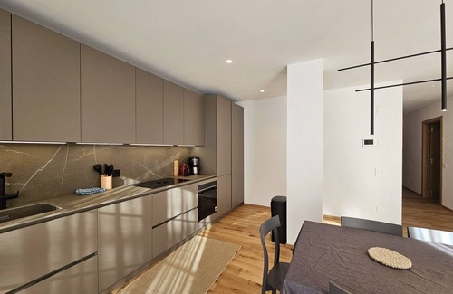 Saas-Fee Apartment | Beautiful & modern flat in Haus Silberdistel for 12 people