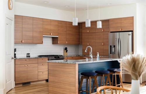 Cedar Grove House | Beautiful Modern Home Retreat with Private Lake on 15 acres