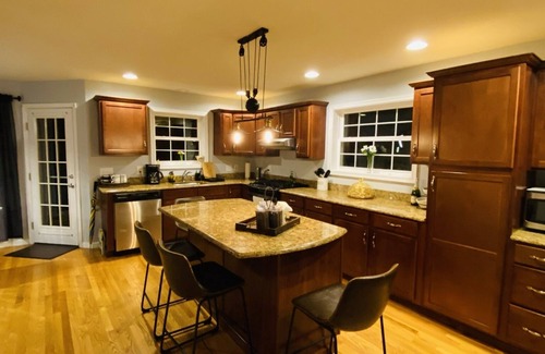 Tobyhanna House | Beautiful Modern Home, Perfect For A Getaway!