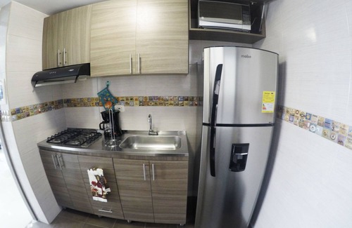 Kennedy Apartment | Beautiful Modern New Apartment! Close to the Airport Wi-Fi Netflix