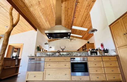 Sonora House | Beautiful, Modern Straw Bale House