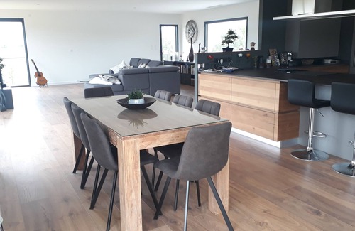 Montgeard Villa | Beautiful modern villa with direct lake access. Terraces, pool and spa.