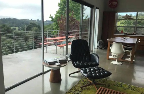 Sebastopol House | Beautiful modern wine country home