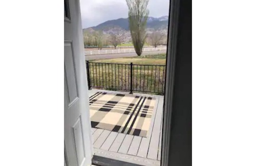 Monroe House | Beautiful Monroe Home on Paiute trail by Mystic Hot Springs ATV, flyers landing