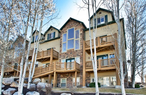 Eden Condo | Beautiful Moose Hollow 2 Bedroom, Sleeps 8 just minutes to year round activities