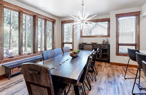 South Lake Tahoe House | Beautiful Mountain Home w/WiFi, EVC, Private W/D - Walk to Heavenly & Lake