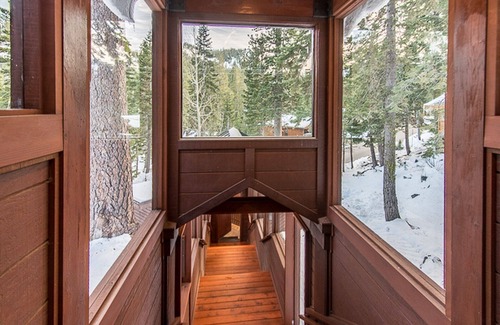 Alpine Meadows House | Beautiful Mountain Home -UNAVAILABLE-