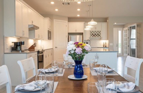 River Hall House | Beautiful new country club home, private pool, spa, transferable golf membership