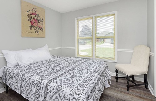 Avon House | Beautiful New Remodel - Perfect For Mid Term Stays