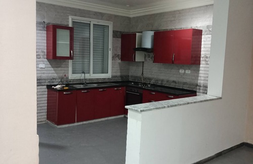 El Ouardia Villa | Beautiful new s+2 with garden and motorized garage in a residential.