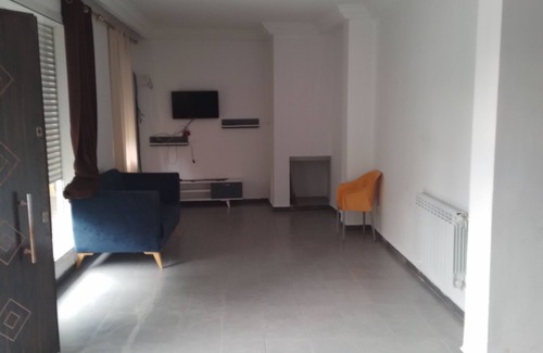 El Ouardia Villa | Beautiful new s+2 with garden and motorized garage in a residential.