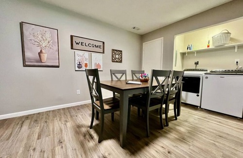 Middletown Apartment | Beautiful, newly remodeled apartment in Middletown