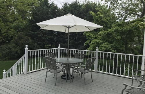 Southold House | Beautiful North Fork 3-Bedroom Home Steps Away from a Private Sandy Bay