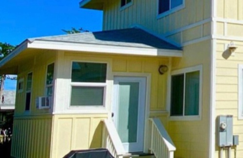 Laie Apartment | Beautiful North Shore Studio located steps away from the beach!