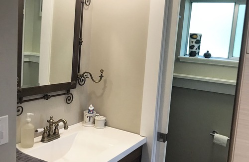 Murphys House | Beautiful Oaks ("Bella Robles") guest house - Close to downtown Murphys