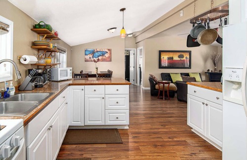 Mariposa House | Beautiful Oasis,Relax, Refresh, Tranquil, Escape,near Yosemite National Park!