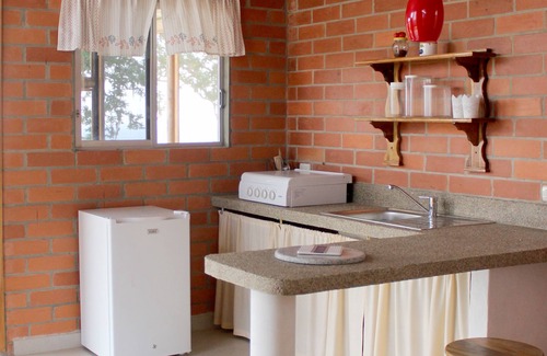 Loma Alta Apartment | Beautiful ocean view from top of a hill!