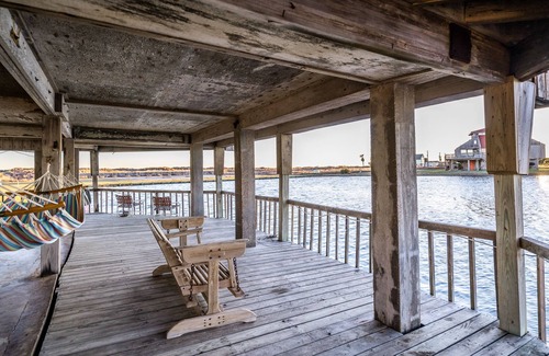 Matagorda Condo | Beautiful ocean views from condo's 3 story deck!
