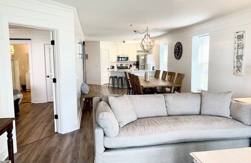 Isle of Palms Condo | Beautiful Oceanfront 4BR Condo in the Heart of IOP with Pool.