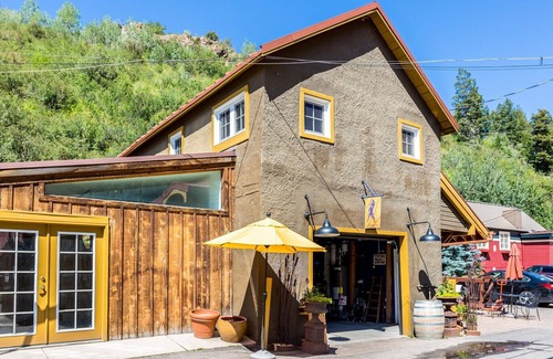 Minturn Apartment | Beautiful & One-of-a-Kind Downtown Minturn Apartment. Minutes to Vail.