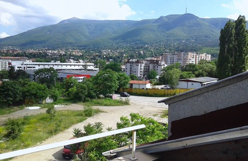 Vitosha District Apartment | Beautiful open-space apartment by Vitosha Mountain