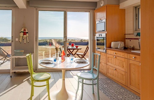 Saint-Germain-sur-Ay House | Beautiful private villa for 2 guests with WIFI, TV and terrace