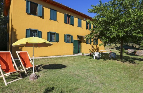 Vecchiano House | Beautiful private villa for 8 guests with private pool, TV, patio, pets allowed and parking