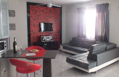 Madliena Apartment | Beautiful penthouse with the sea view and next to the beach.