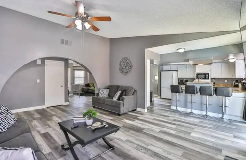 Whitney Ranch House | Beautiful pool home near strip