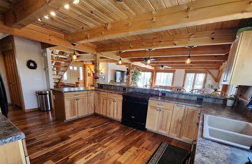 Dunbarton House | Beautiful Post & Beam home with 4 Bedroom, 2.5 baths, and a Hot Tub on back deck